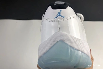 Air ”Legend 11 Blue“ Jordan 700 Sleek Low AV2187-117 0807